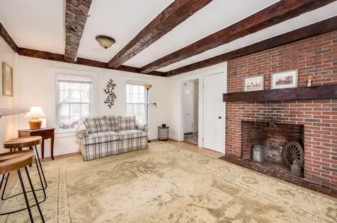 5 Mcdaniel Road Nottingham NH 03290