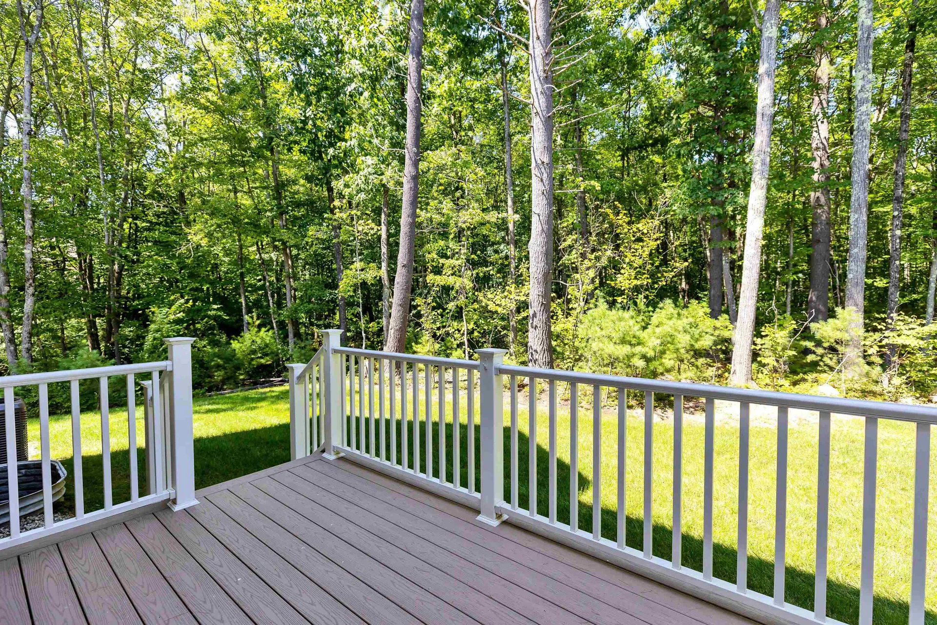240 Knollwood Way Manchester NH 03102