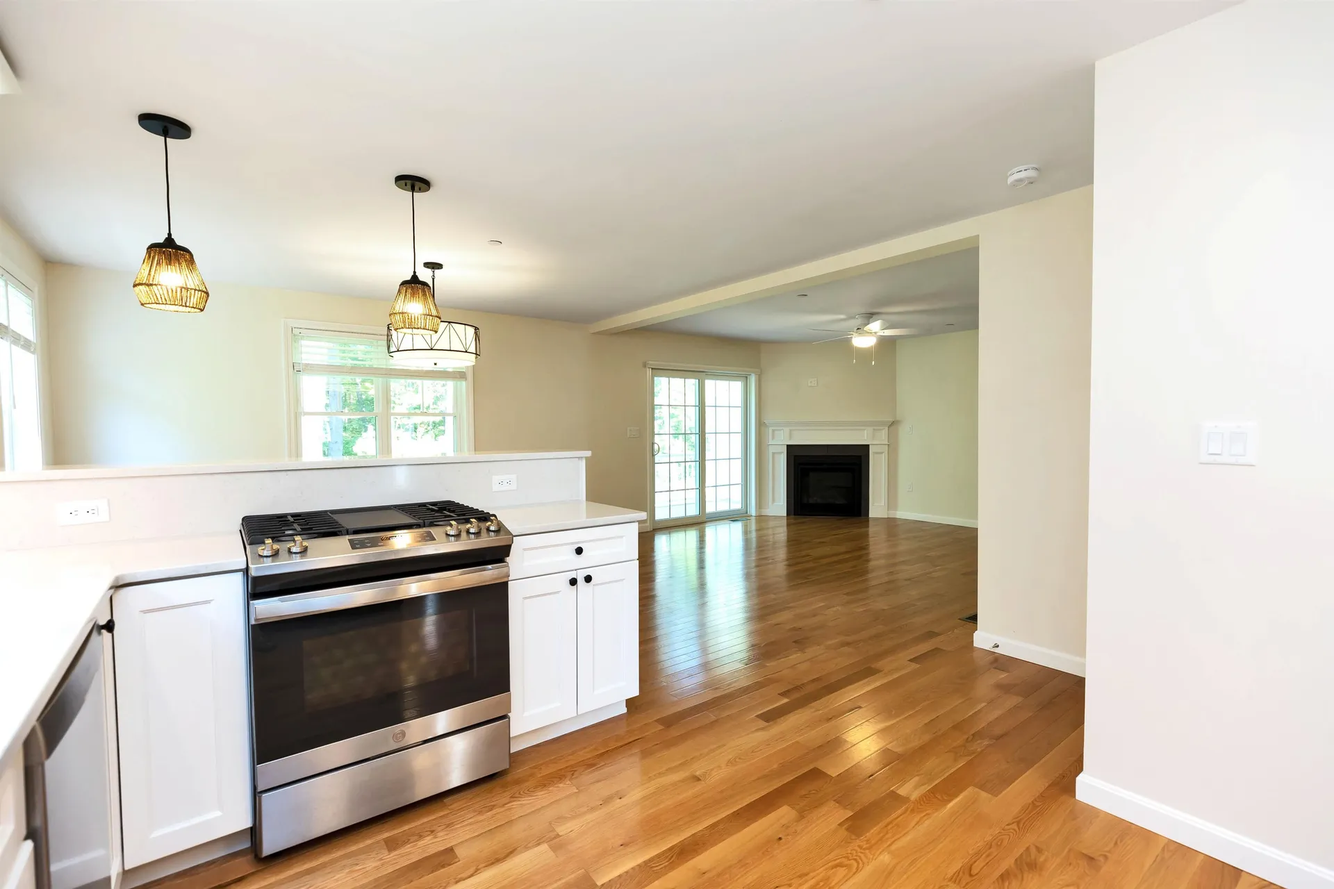 240 Knollwood Way Manchester NH 03102