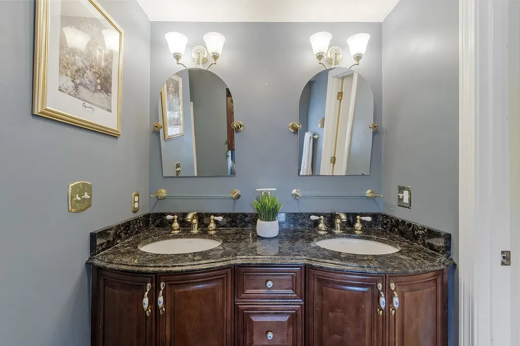 201 Oak Ridge Road Plaistow NH 03865