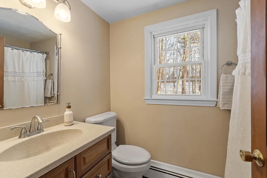 201 Oak Ridge Road Plaistow NH 03865