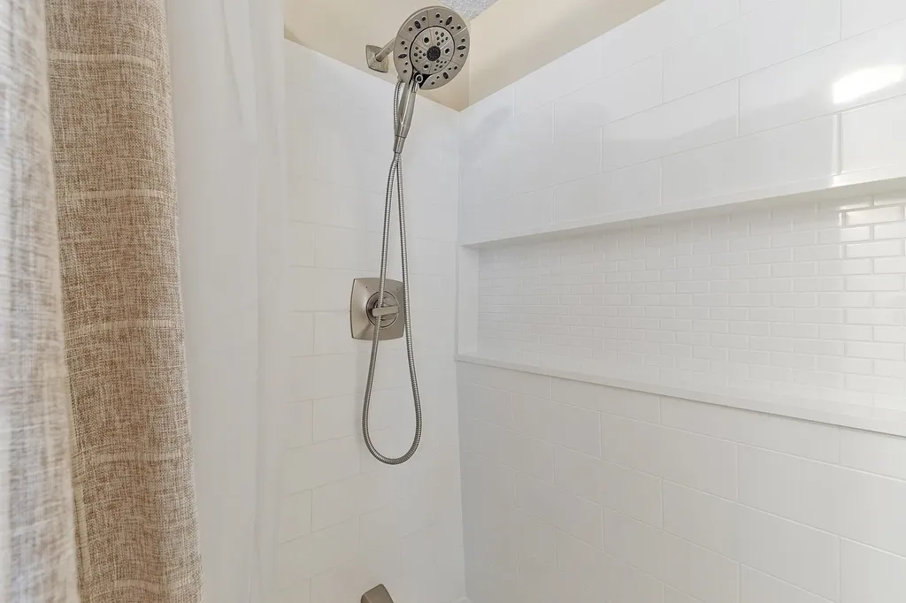 201 Oak Ridge Road Plaistow NH 03865