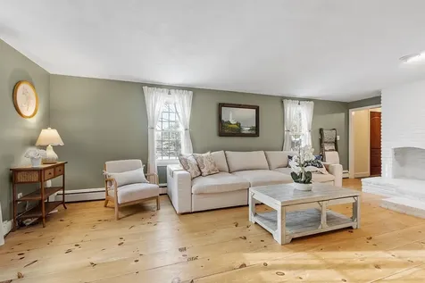 201 Oak Ridge Road Plaistow NH 03865