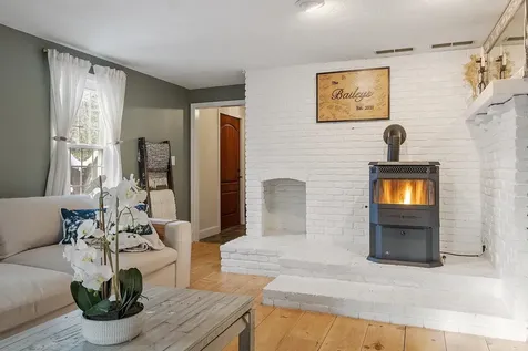 201 Oak Ridge Road Plaistow NH 03865