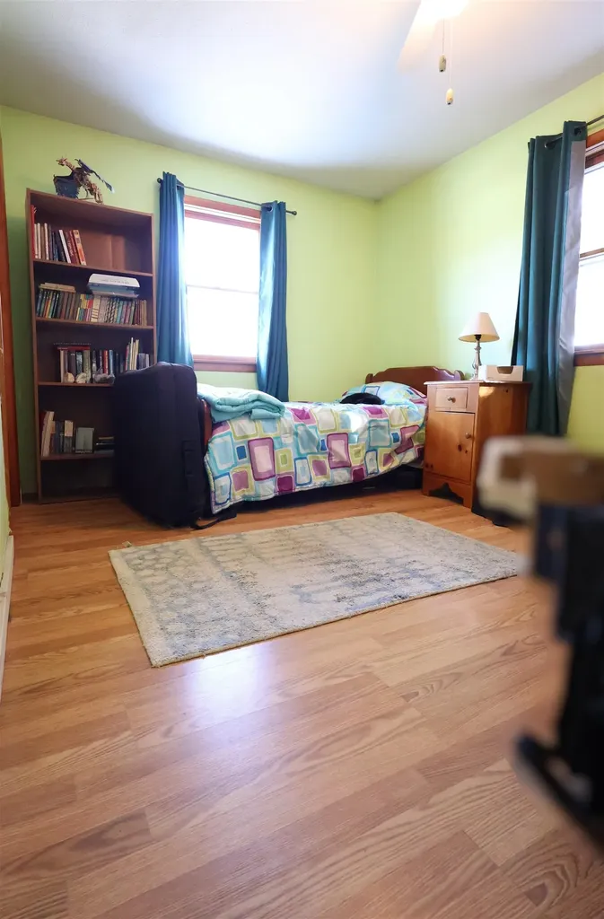 25 Marshall Avenue Hartford VT 05001