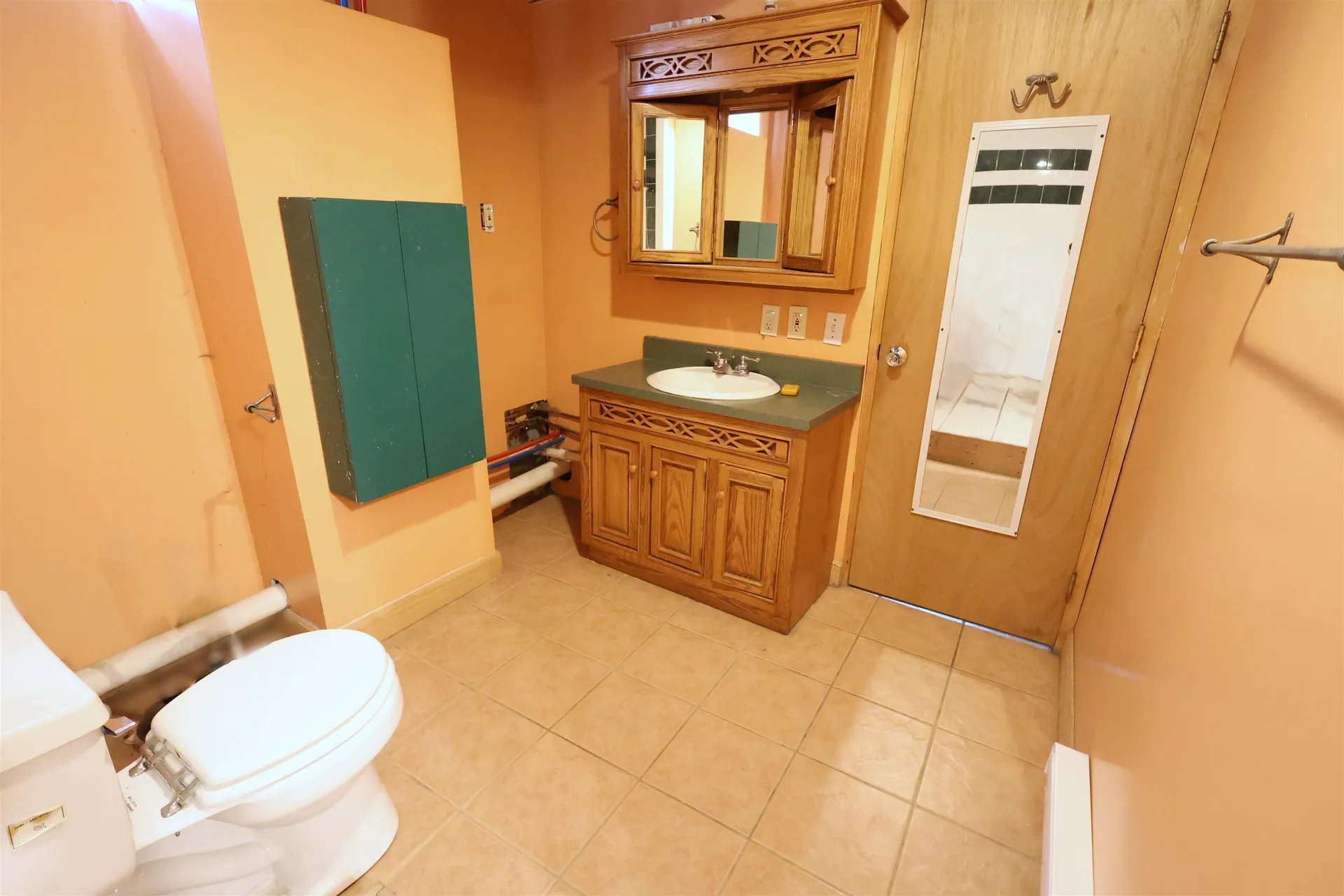 25 Marshall Avenue Hartford VT 05001