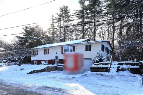 25 Marshall Avenue Hartford VT 05001