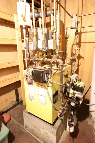 25 Marshall Avenue Hartford VT 05001