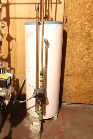 25 Marshall Avenue Hartford VT 05001