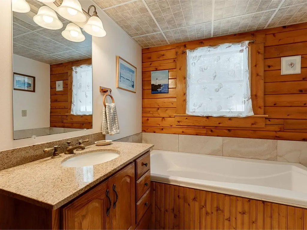 657 Maple Street Waltham VT 05491