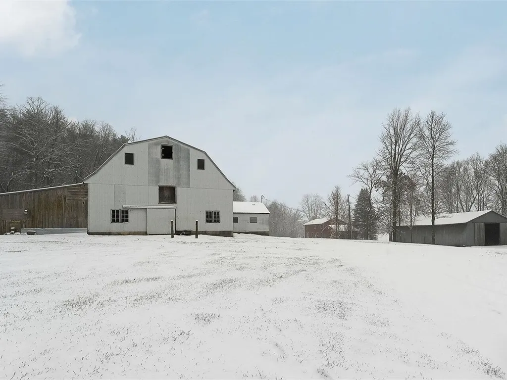 657 Maple Street Waltham VT 05491