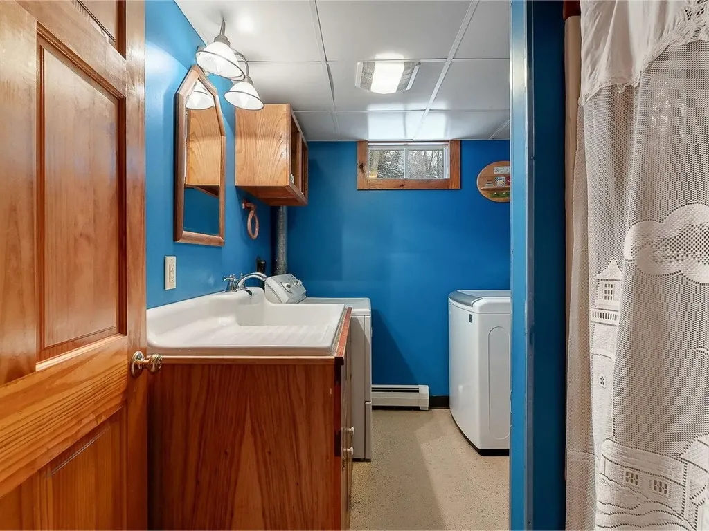 657 Maple Street Waltham VT 05491