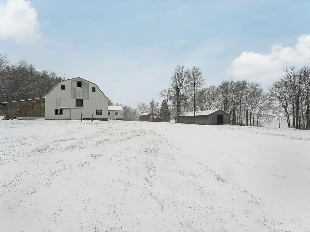 657 Maple Street Waltham VT 05491