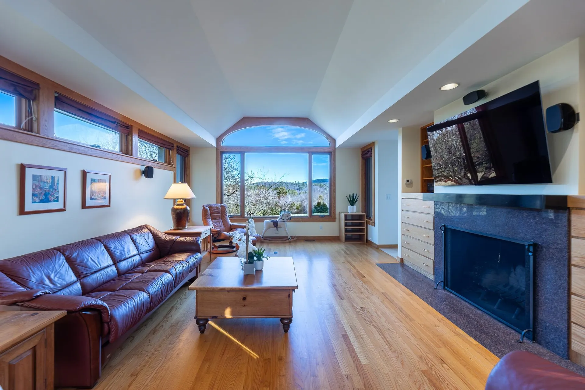 48 Rennie Road Hanover NH 03755