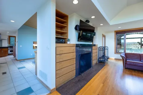 48 Rennie Road Hanover NH 03755