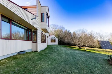 48 Rennie Road Hanover NH 03755