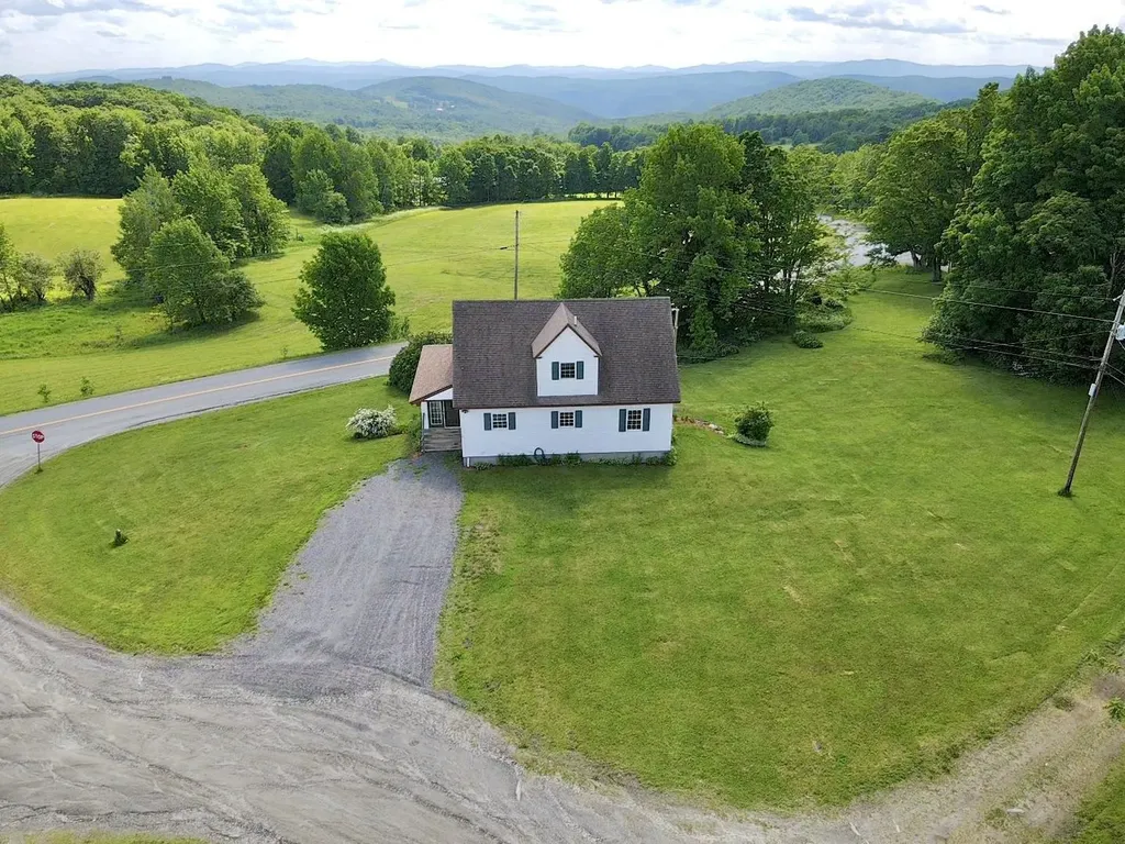 3 Brocklebank Road Tunbridge VT 05077