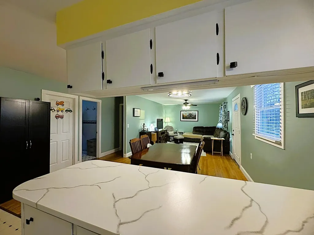 7323 Vt Route 22a Highway Addison VT 05491