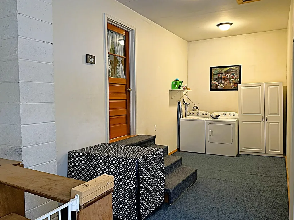 7323 Vt Route 22a Highway Addison VT 05491