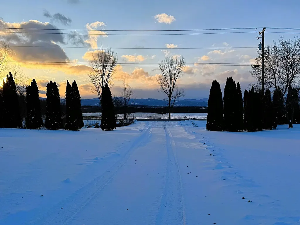 7323 Vt Route 22a Highway Addison VT 05491
