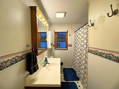 7323 Vt Route 22a Highway Addison VT 05491