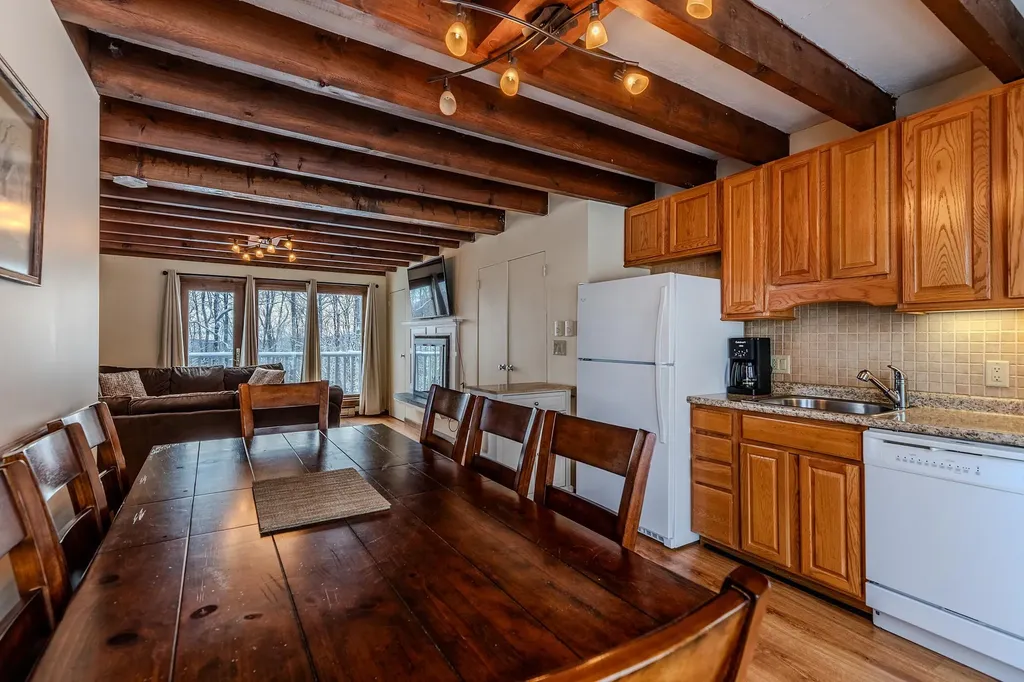 8 Silver Birch Road Winhall VT 05340