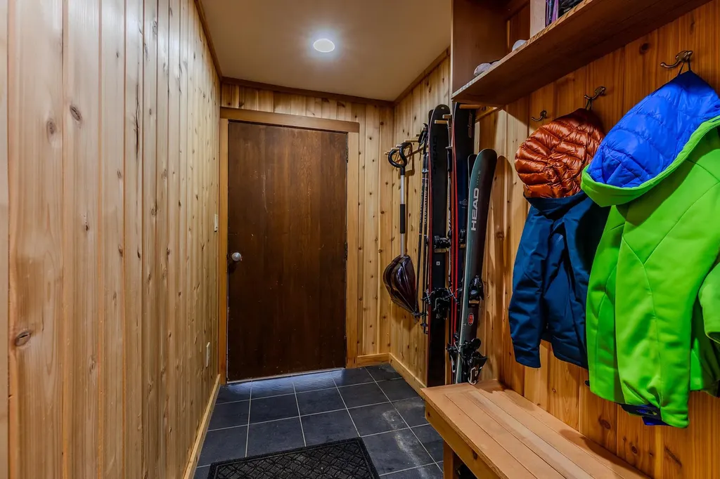 8 Silver Birch Road Winhall VT 05340