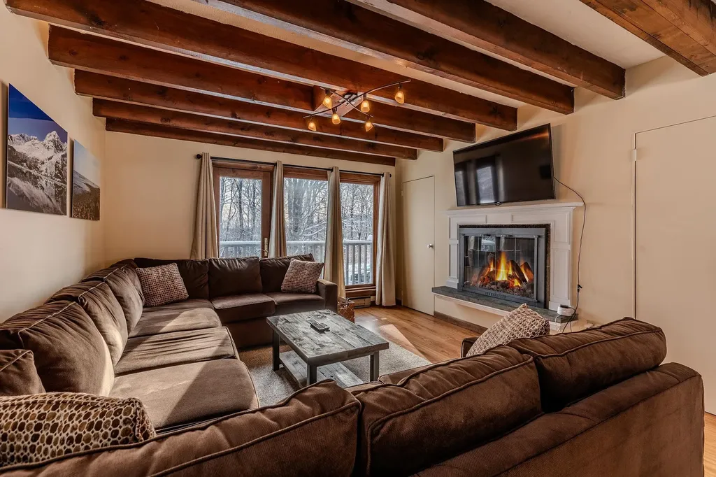 8 Silver Birch Road Winhall VT 05340