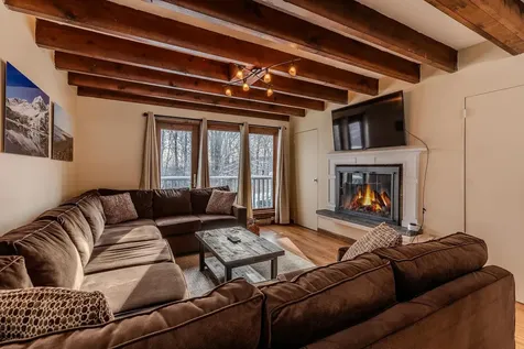 8 Silver Birch Road Winhall VT 05340