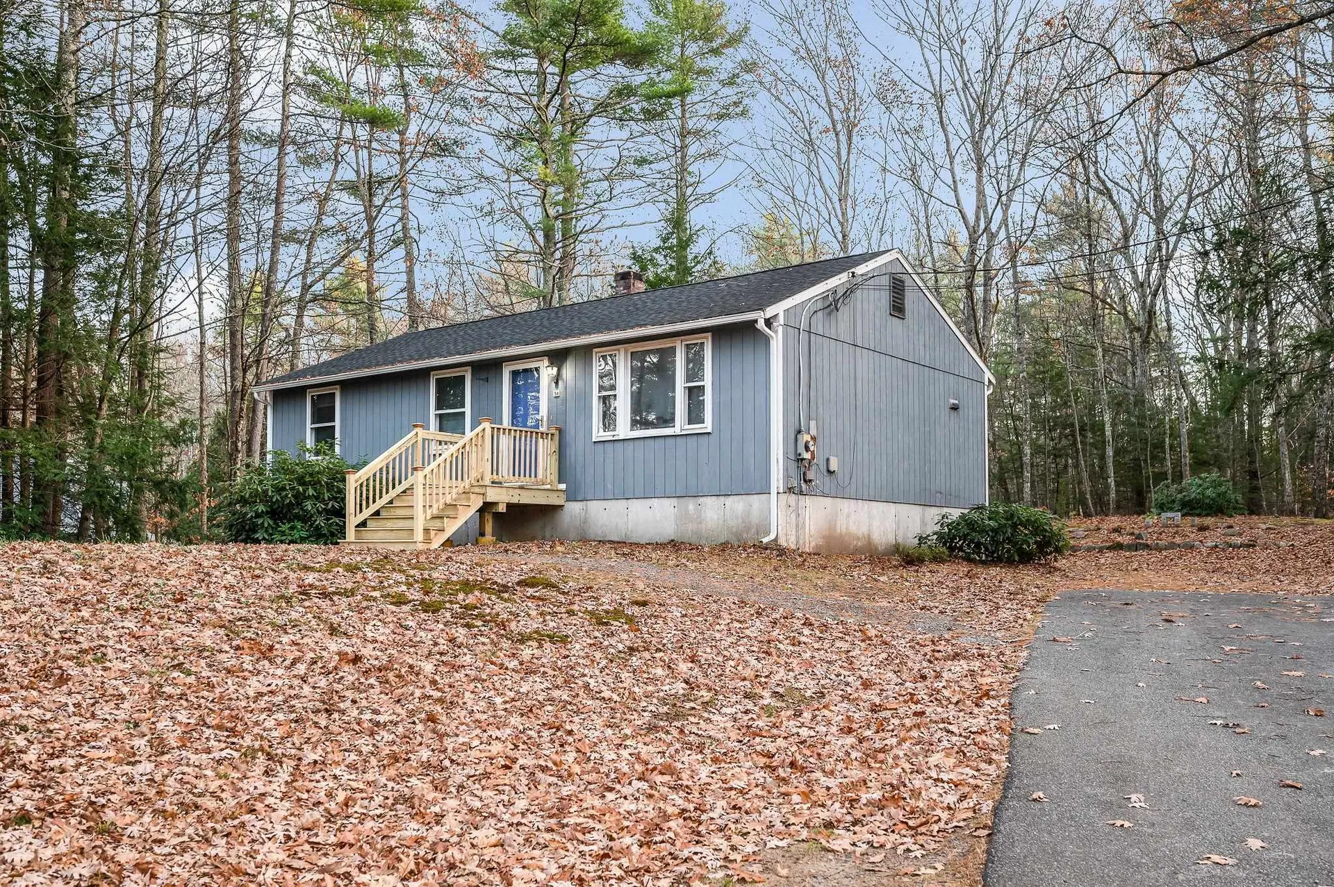 54 South Road Fremont NH 03044