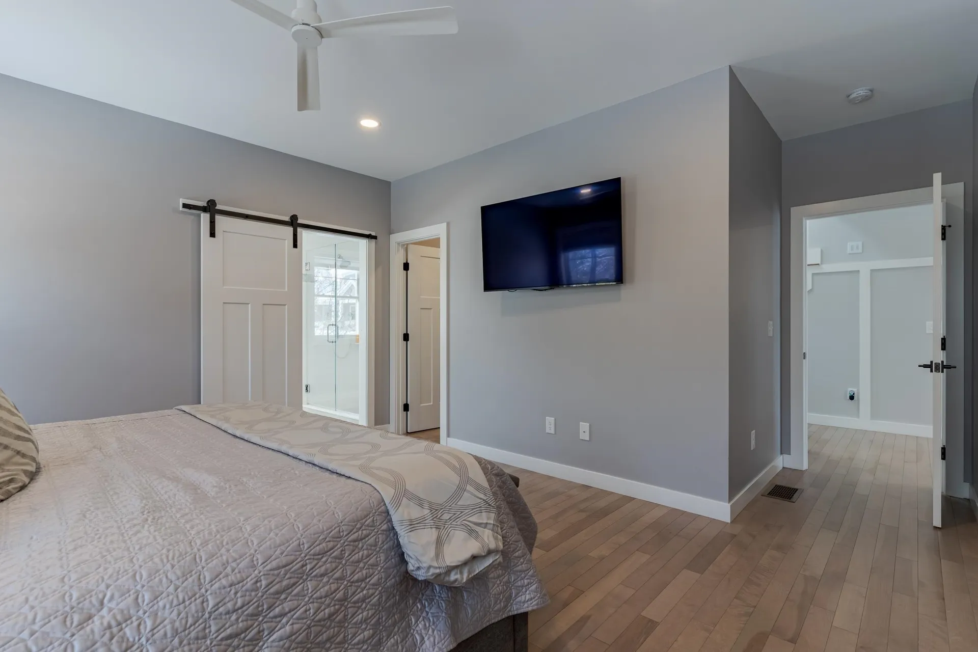 22 Sunrise Circle Auburn NH 03032