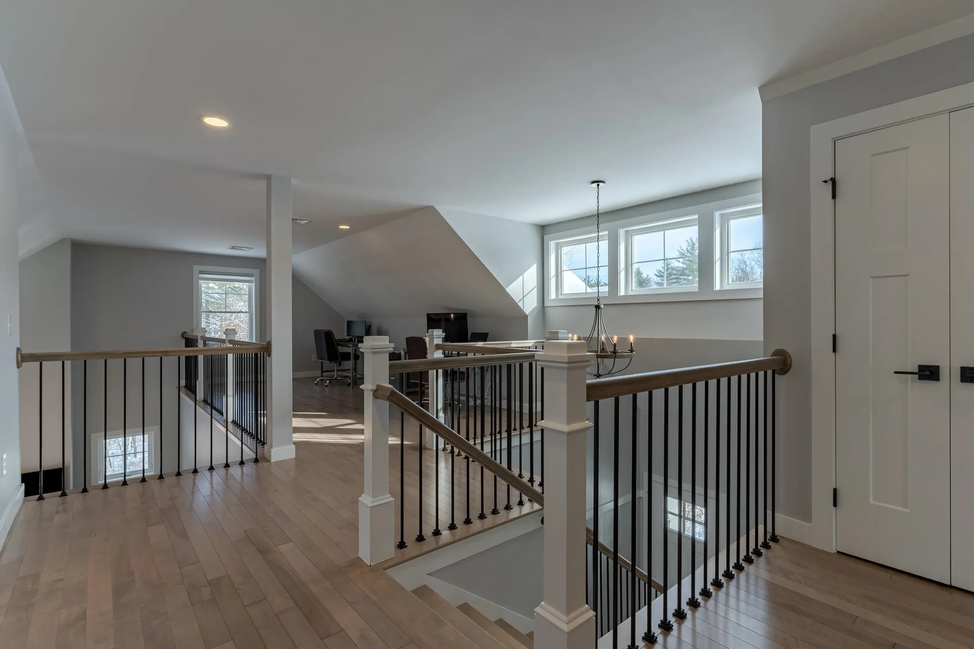 22 Sunrise Circle Auburn NH 03032