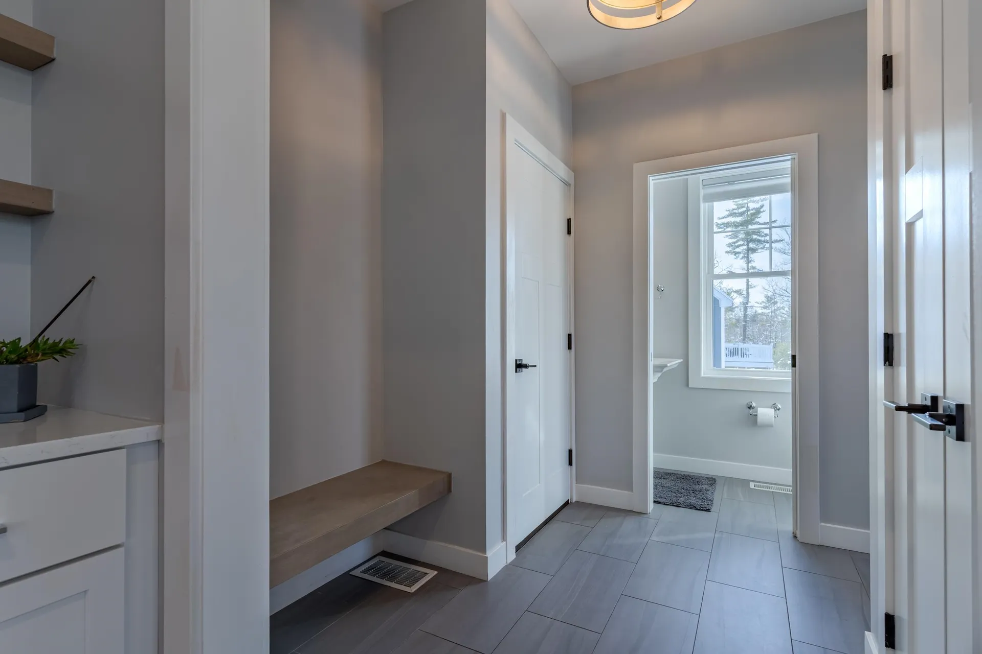 22 Sunrise Circle Auburn NH 03032