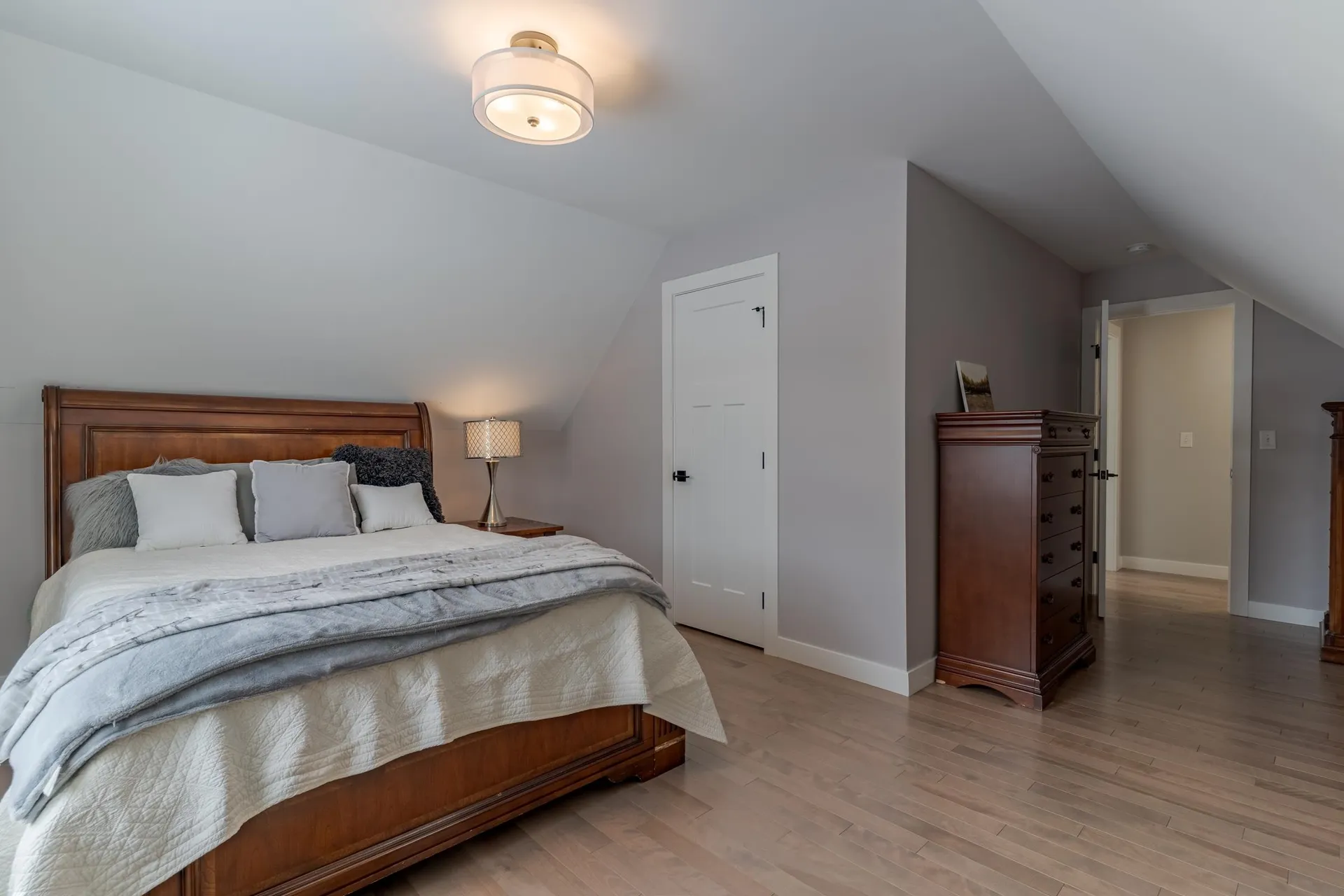 22 Sunrise Circle Auburn NH 03032