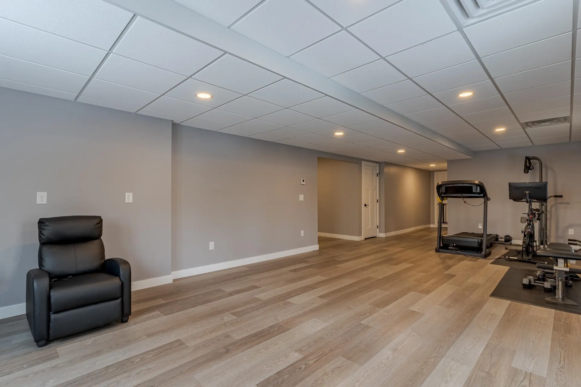 22 Sunrise Circle Auburn NH 03032