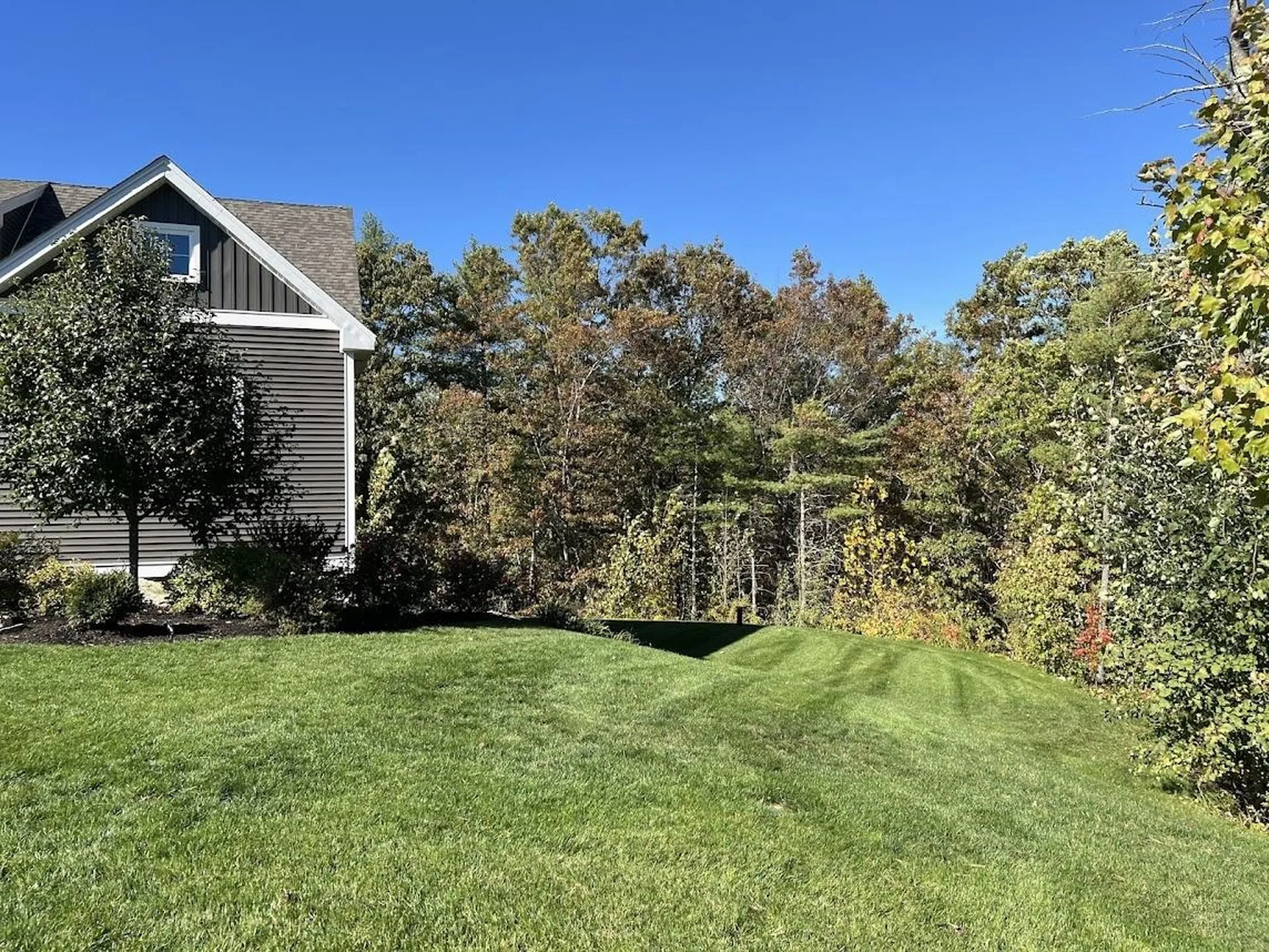 22 Sunrise Circle Auburn NH 03032