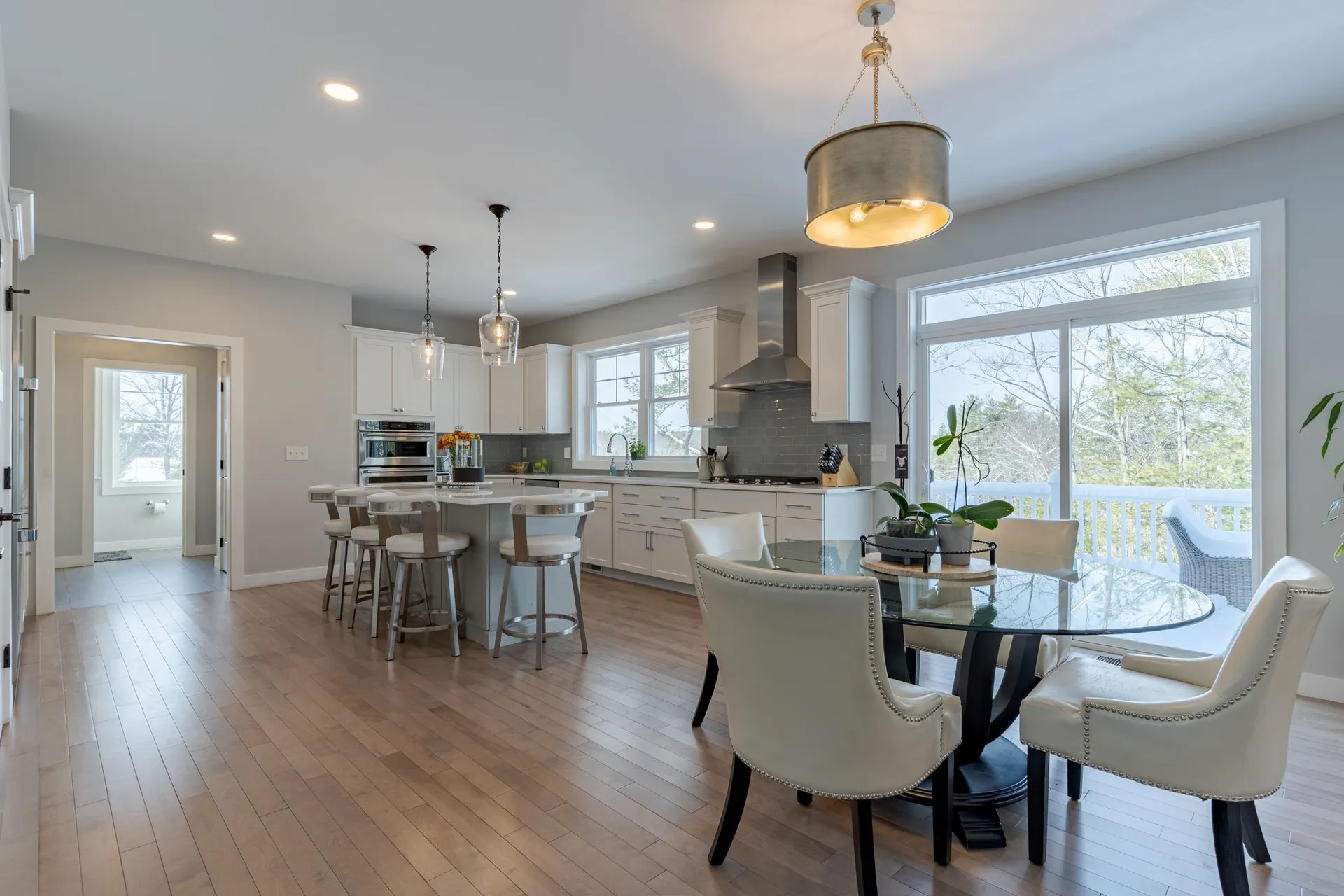 22 Sunrise Circle Auburn NH 03032