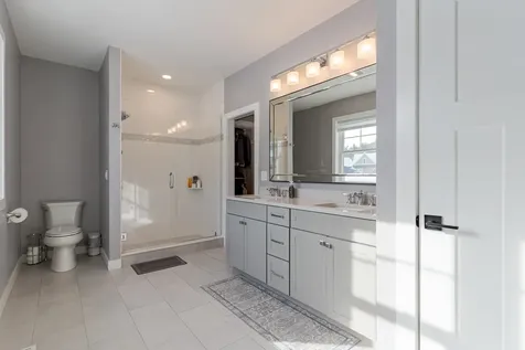 22 Sunrise Circle Auburn NH 03032