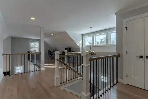 22 Sunrise Circle Auburn NH 03032