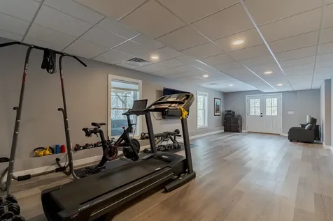 22 Sunrise Circle Auburn NH 03032