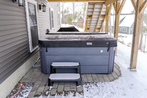 22 Sunrise Circle Auburn NH 03032