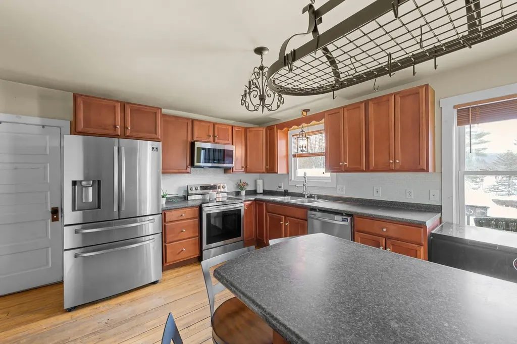 43 Davis Street Claremont NH 03743