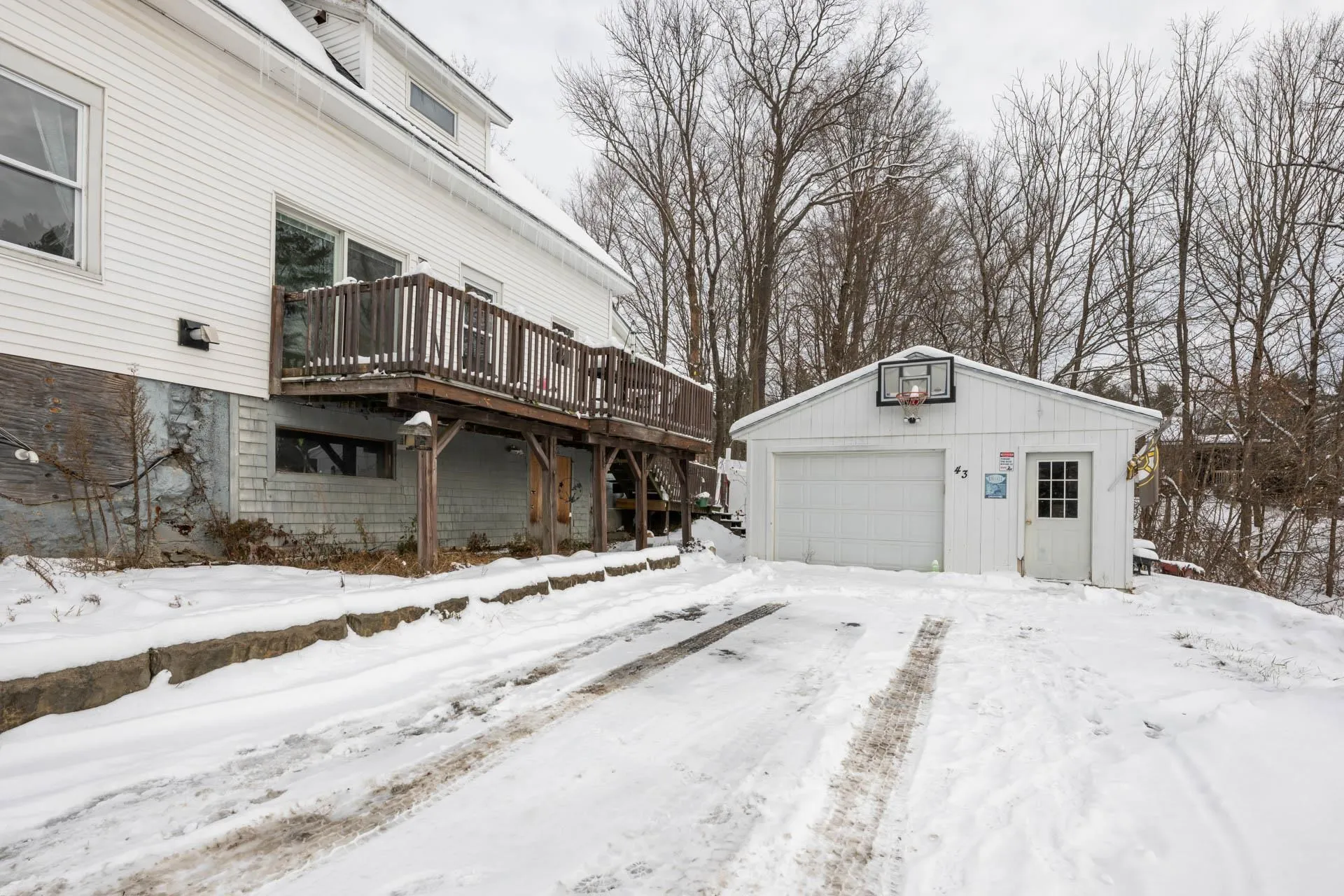 43 Davis Street Claremont NH 03743