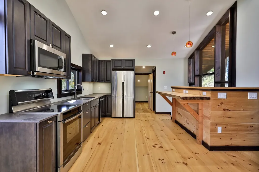 1114 Hawk Mountain Road Pittsfield VT 05762