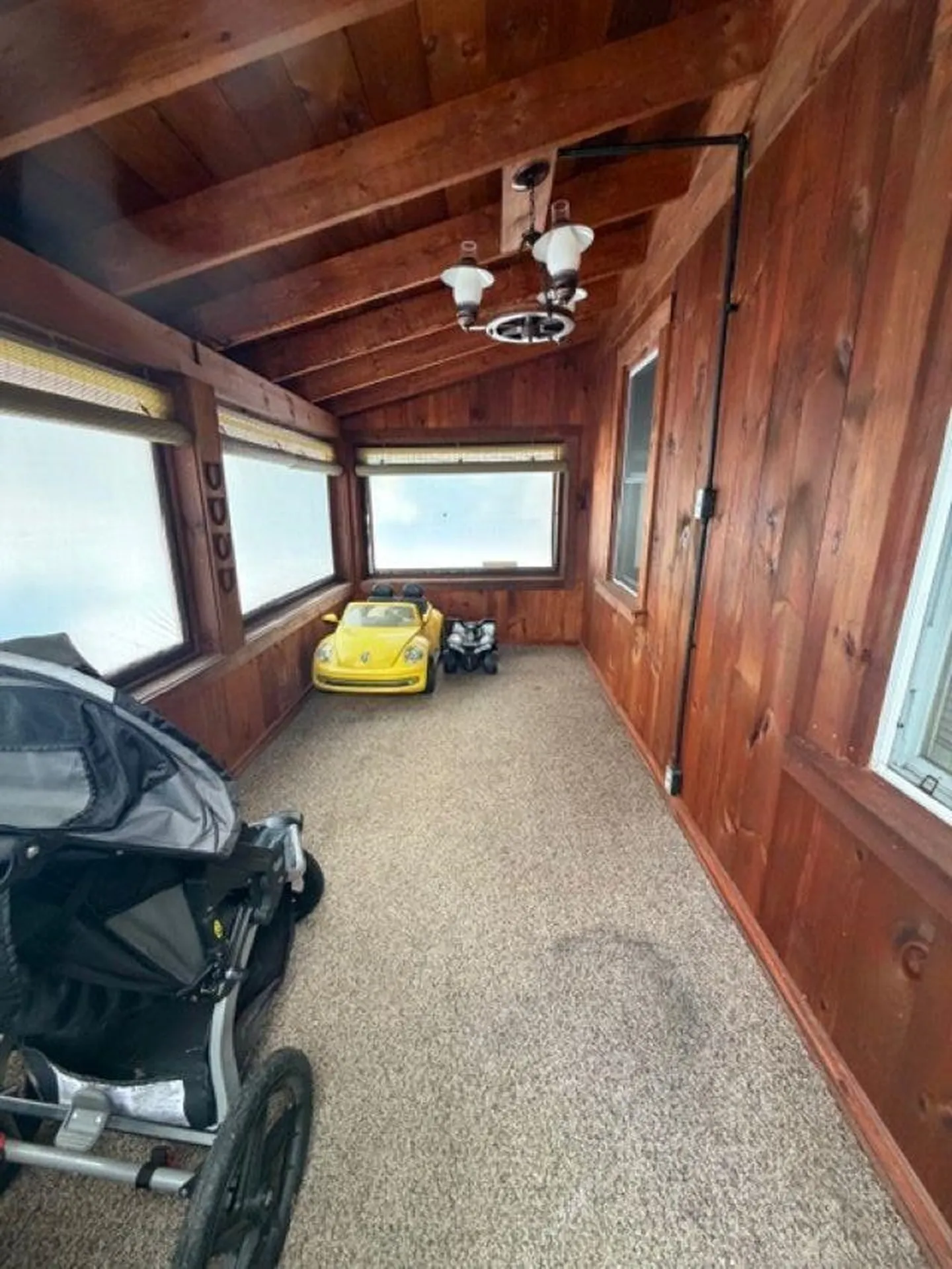 21 Pinette Road Errol NH 03579