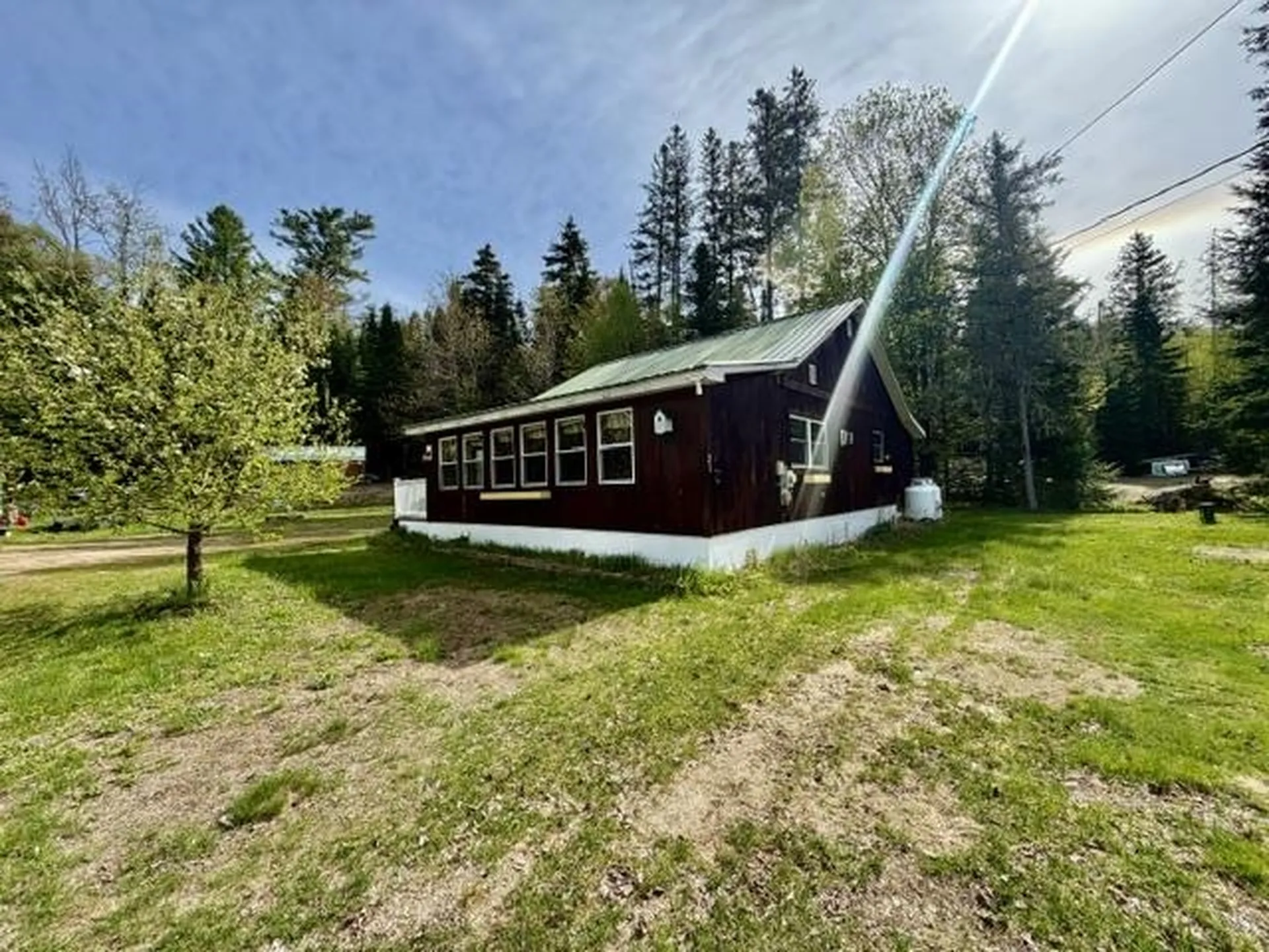 21 Pinette Road Errol NH 03579