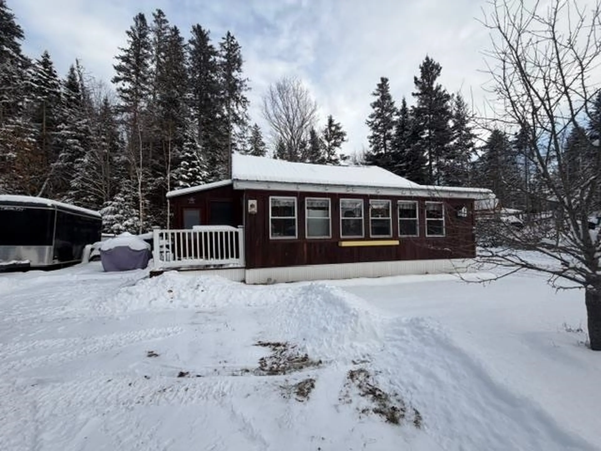 21 Pinette Road Errol NH 03579