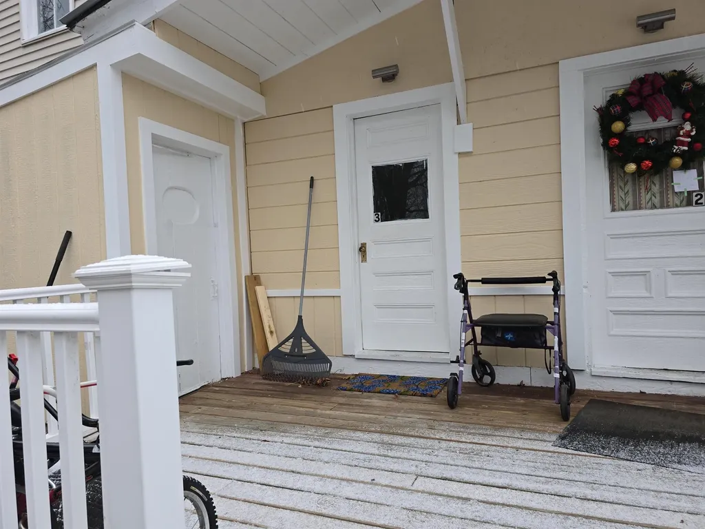 220 Main Street Claremont NH 03743