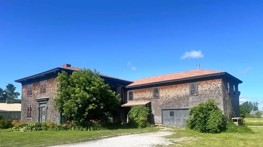 382 South Main Street Alburgh VT 05440