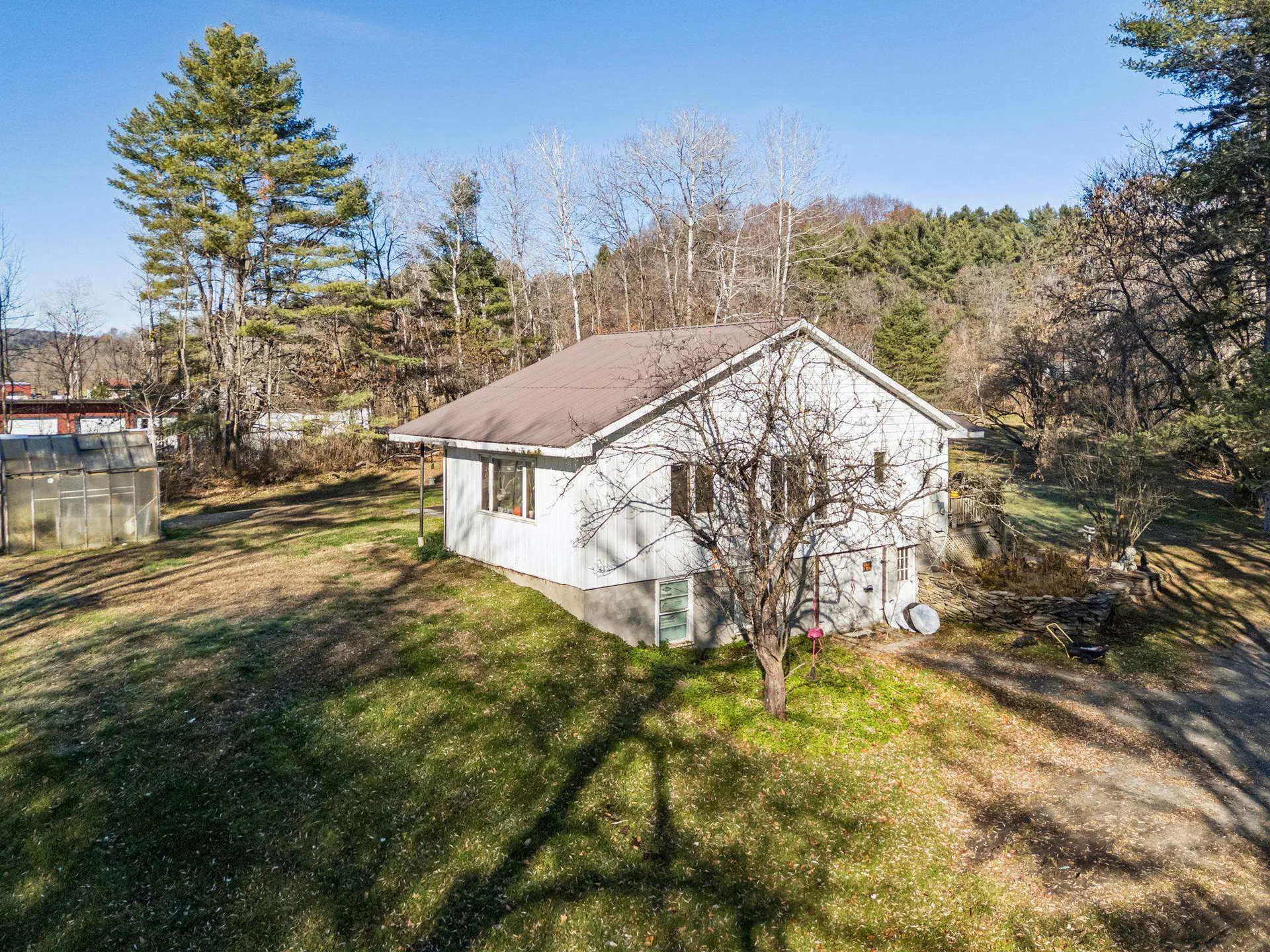 100 Cope Lane Hartford VT 05001